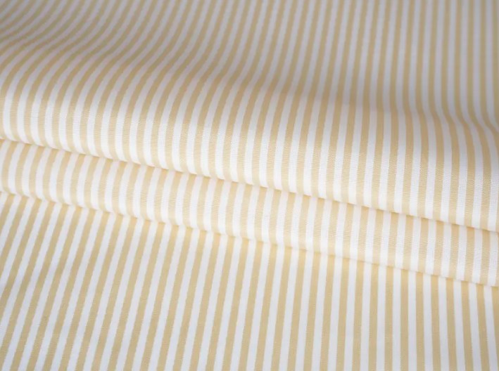 Polyester garen geverfde mouw voering stof: een vaste verdedigingslijn bouwen voor kleding met hoge sterkte en duurzaamheid